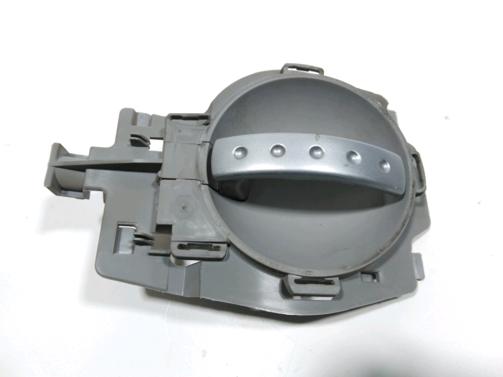 Poignée intérieure porte avant droite