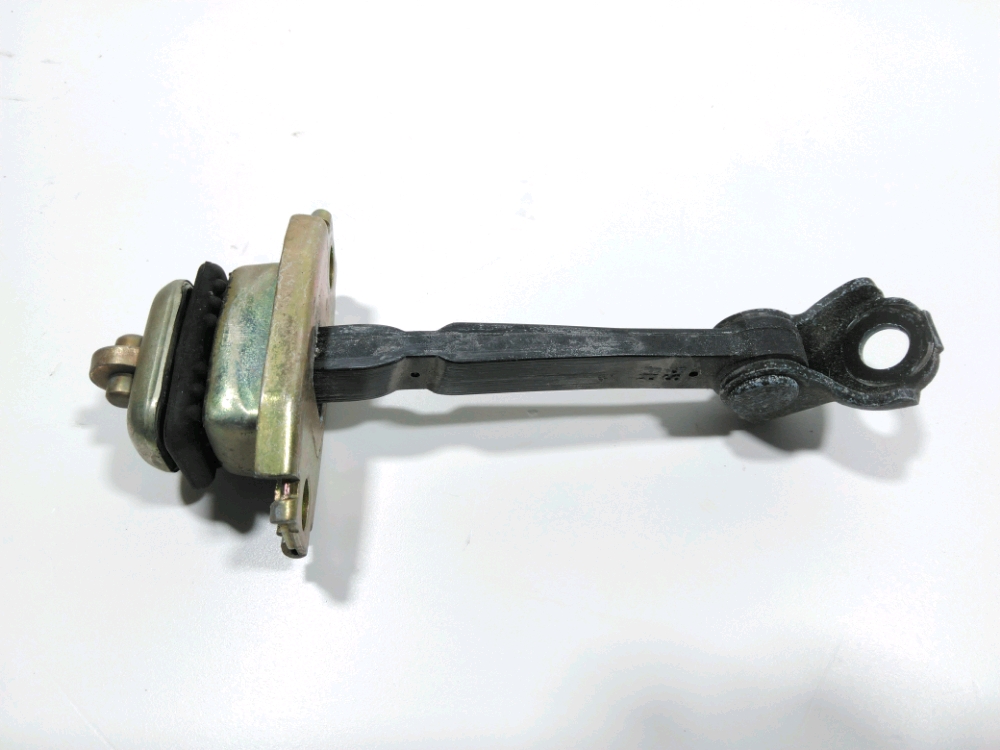 Tirant de porte avant droit