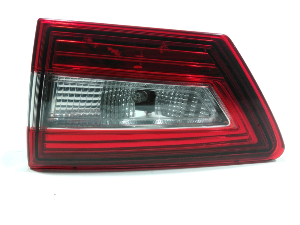 Feu arrière intérieur droit