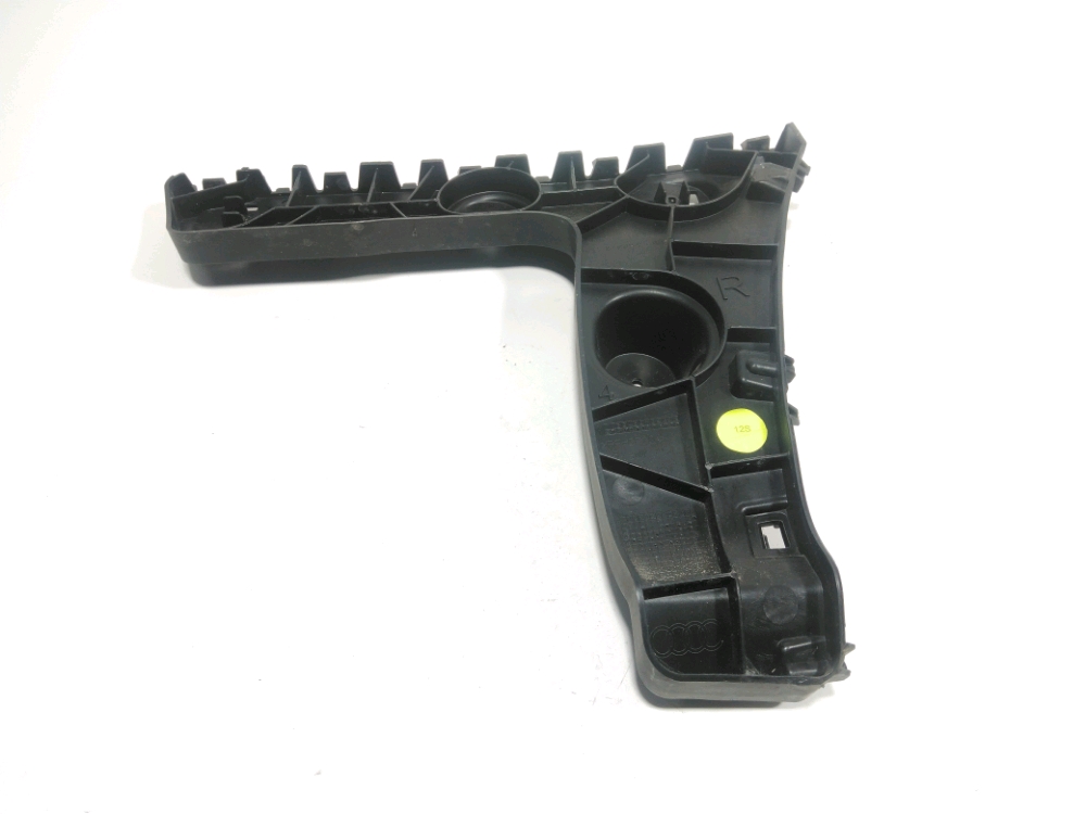 Support droit de pare-choc arrière