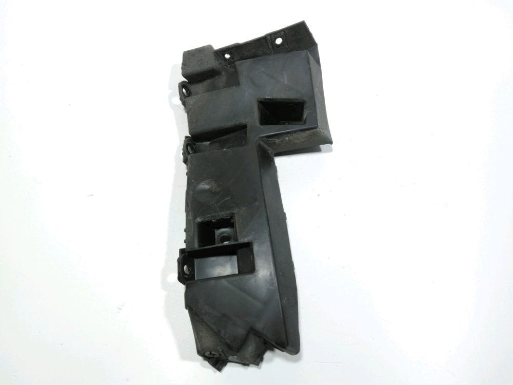 Support droit de pare-choc arrière