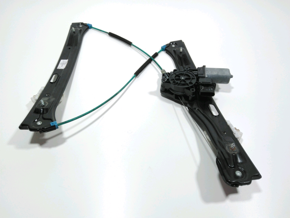 Lève-vitre électrique avant gauche