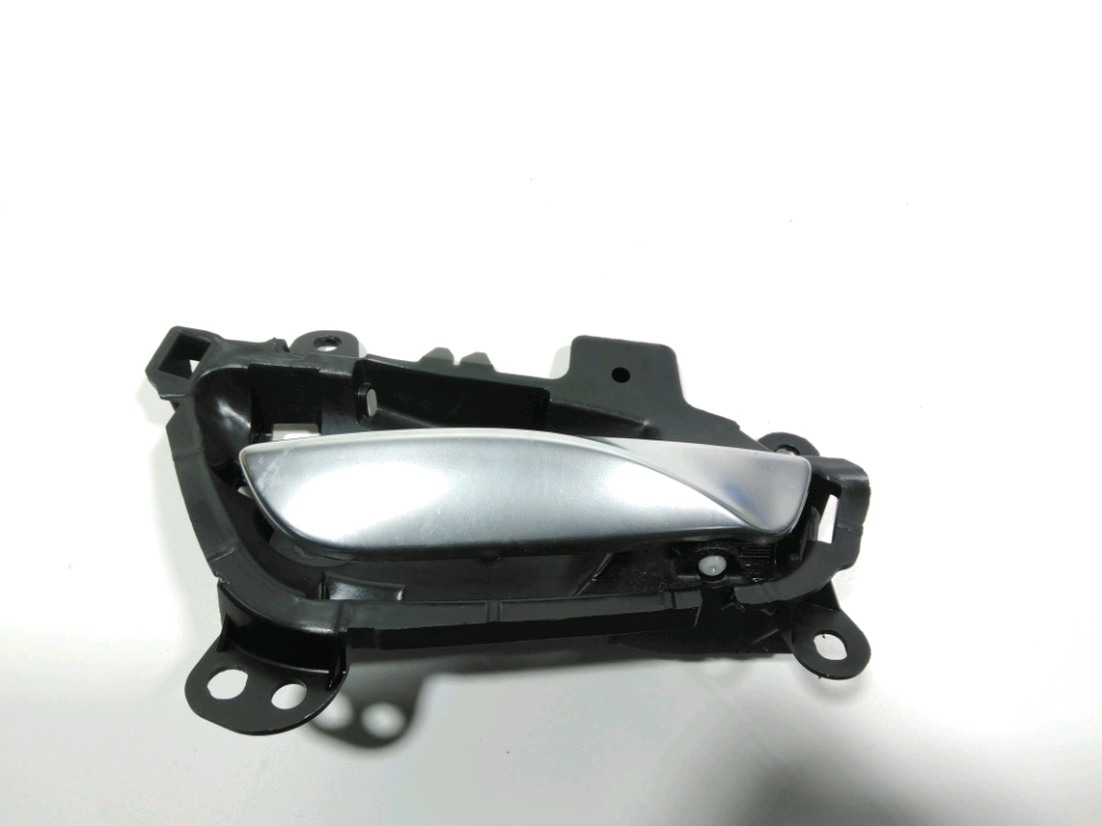 Poignee interieure porte avant droite