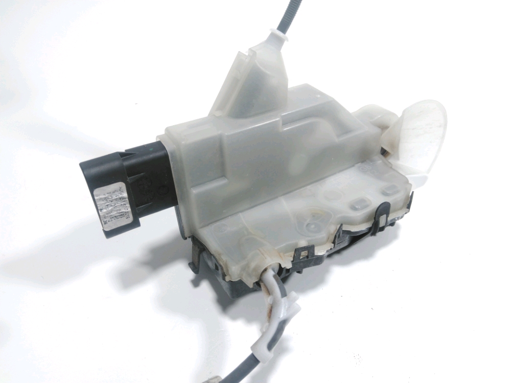 Serrure de porte avant gauche