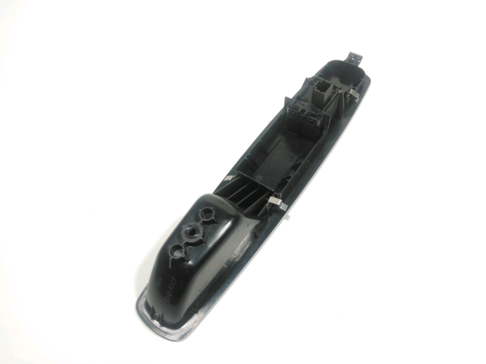 Commande lève-vitre avant droit