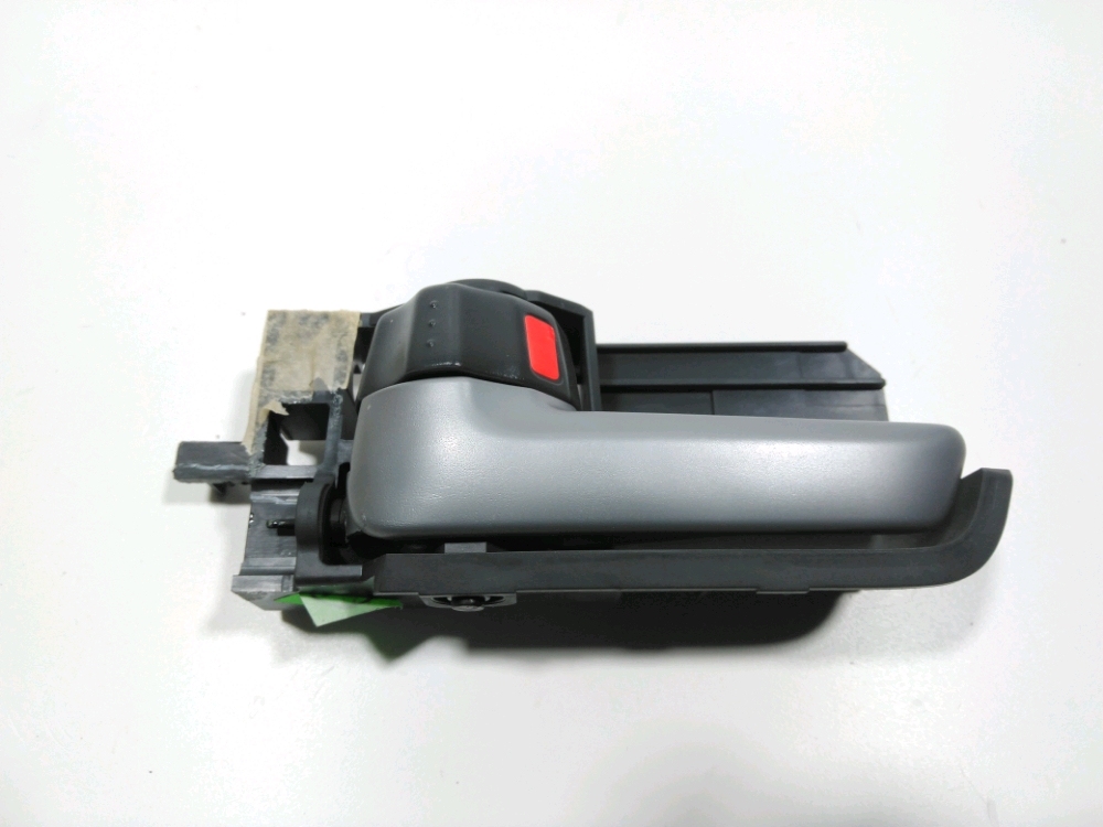 Poignee interieure porte arriere gauche