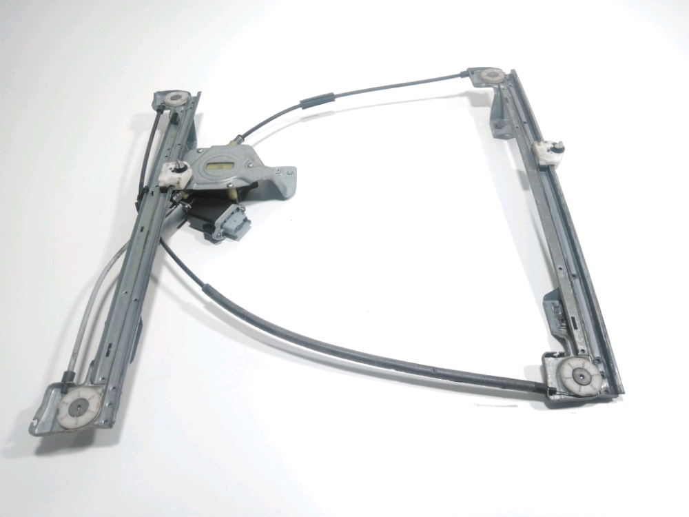 Lève-vitre électrique avant gauche