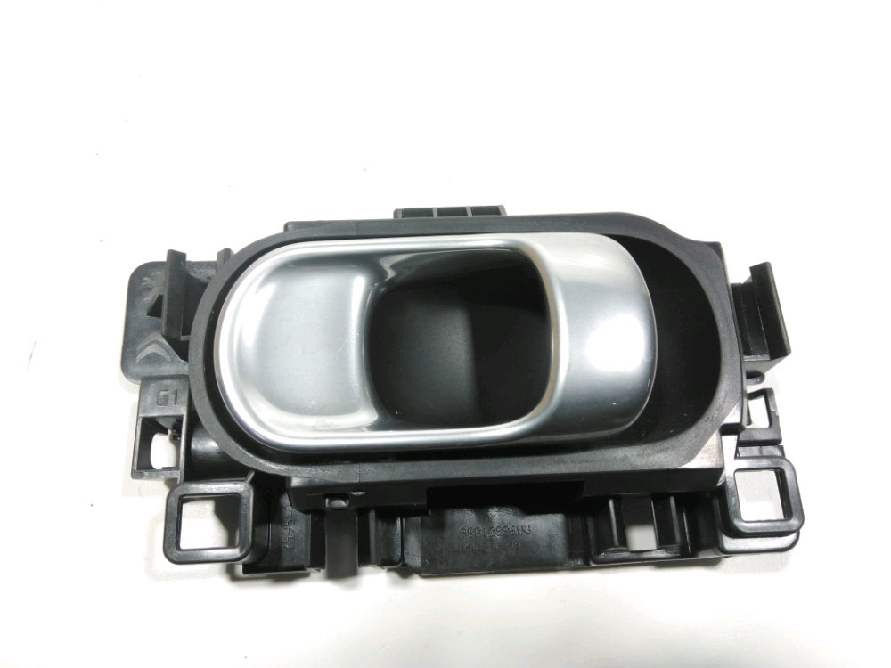 Poignée intérieure porte avant gauche