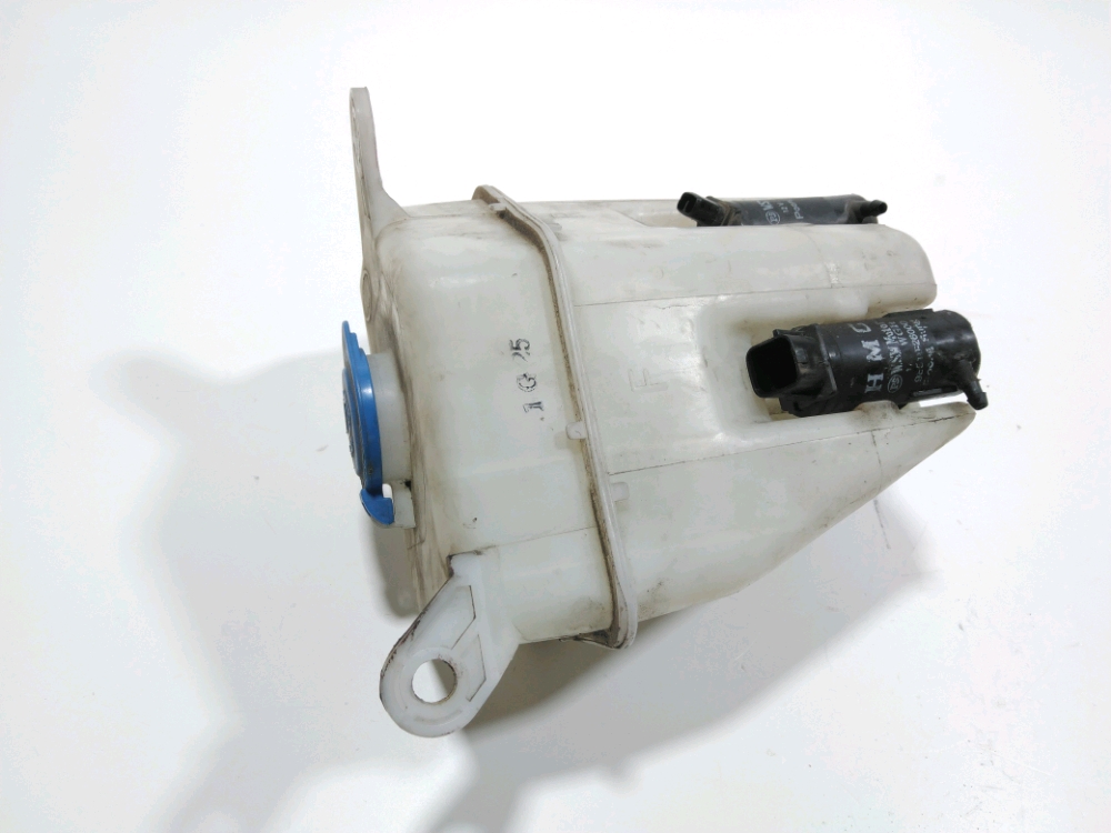 Reservoir de lave glace avant