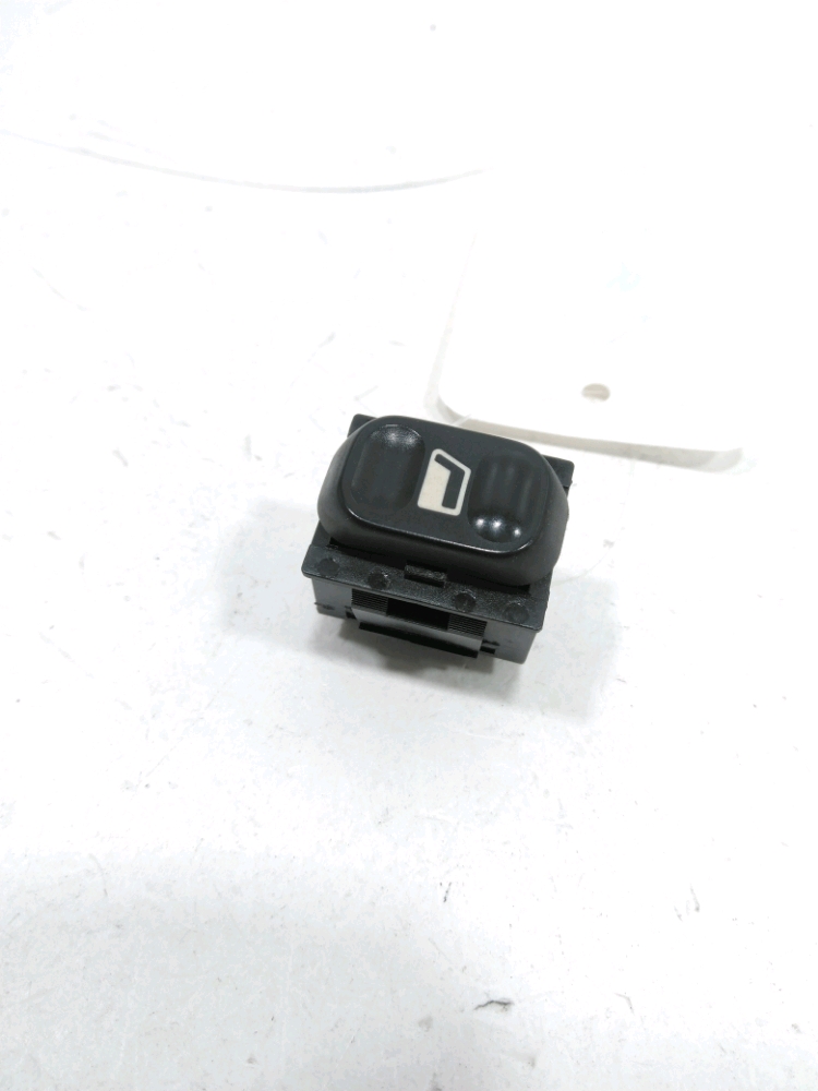 Commande lève-vitre avant droit