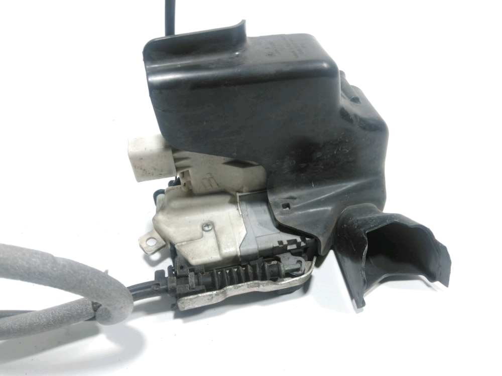 Serrure de porte avant gauche