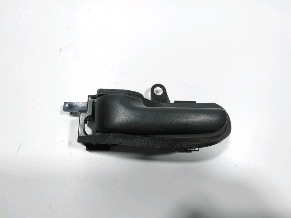 Poignee interieure porte arriere gauche