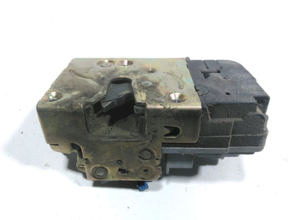 Serrure de porte avant gauche