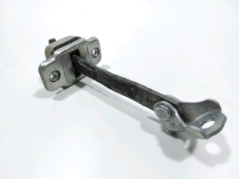 Tirant de porte avant droit