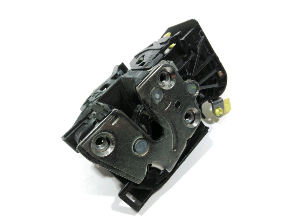 Serrure de porte avant gauche