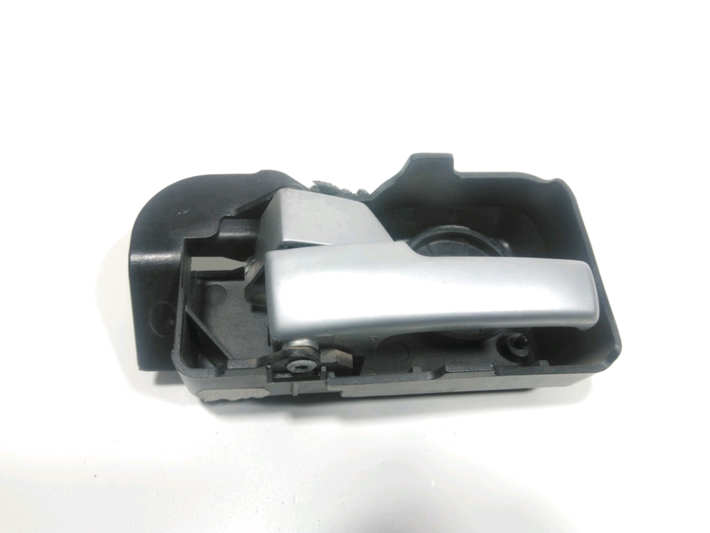 Poignee interieure porte arriere gauche