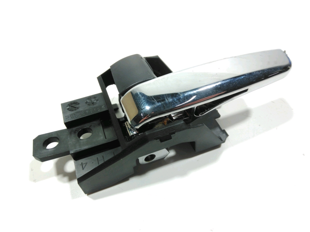 Poignee interieure porte arriere gauche