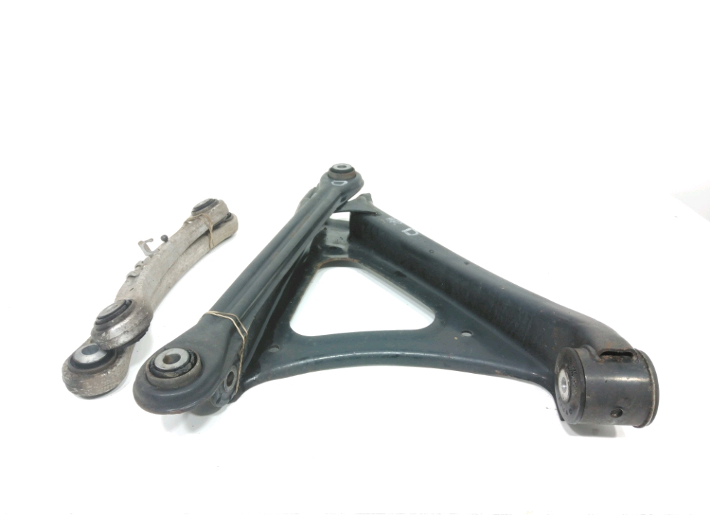 Triangle superieur arriere droit