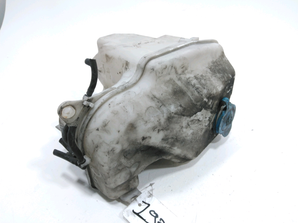 Réservoir de lave glace avant