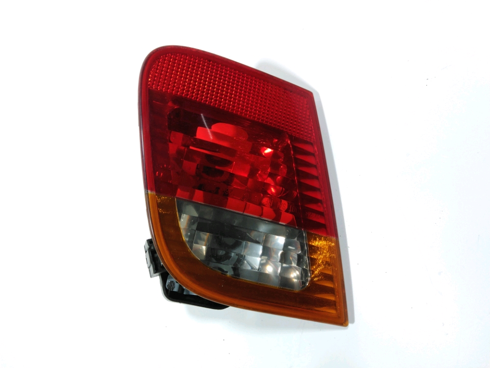 Feu arriere interieur gauche