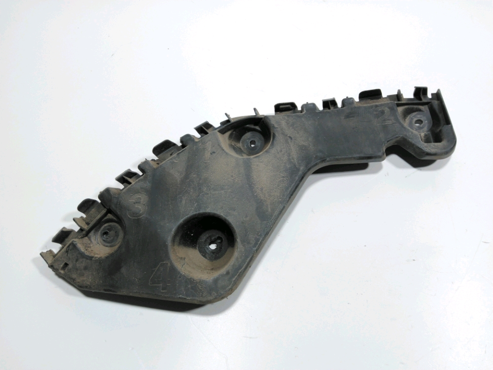 Support gauche de pare-choc arriere