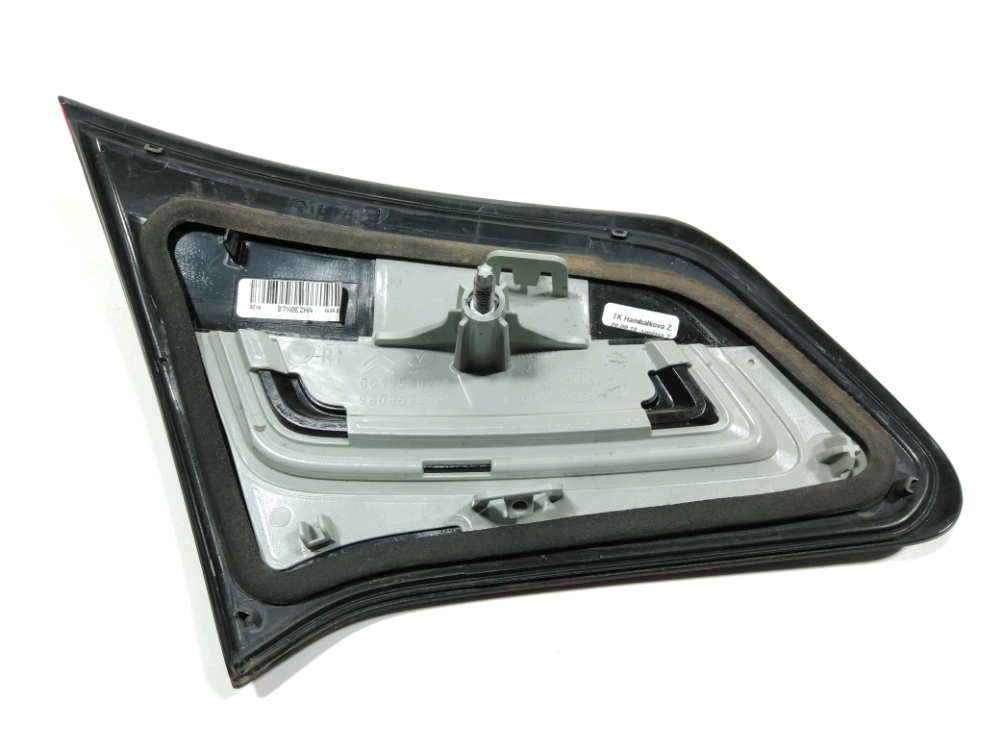 Feu arrière intérieur droit