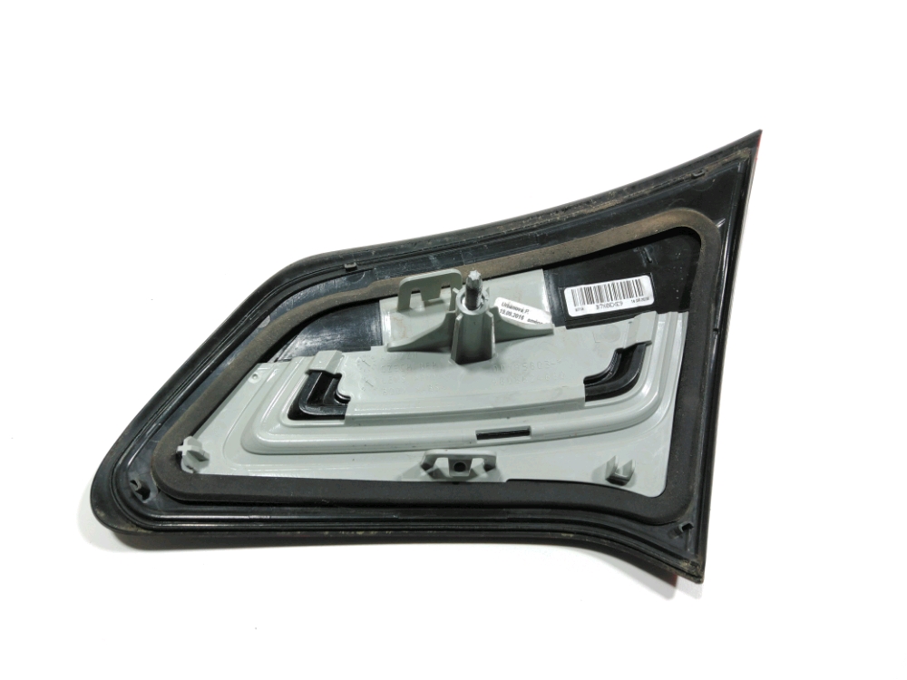 Feu arrière intérieur gauche