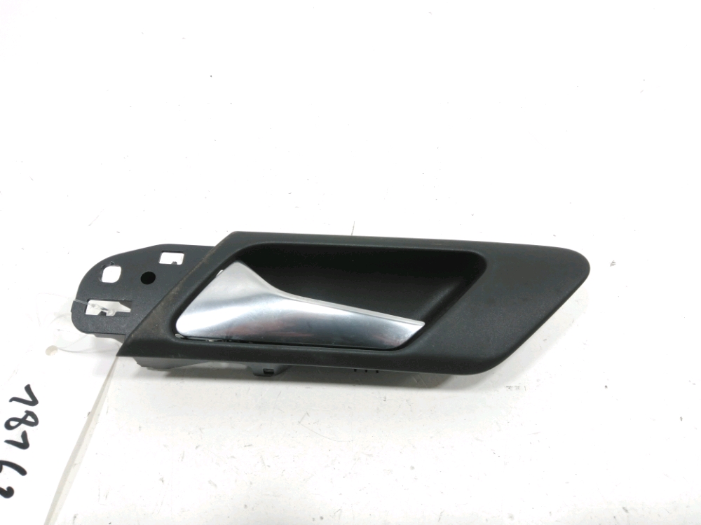 Poignée intérieure porte arrière gauche