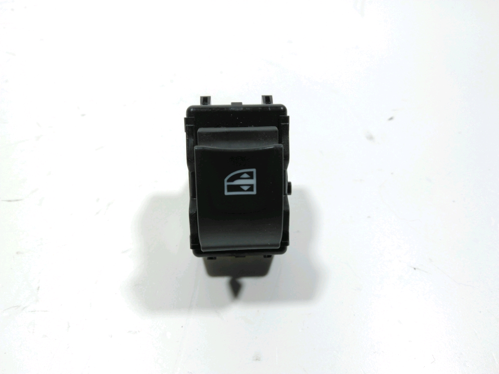 Commande lève-vitre avant droit