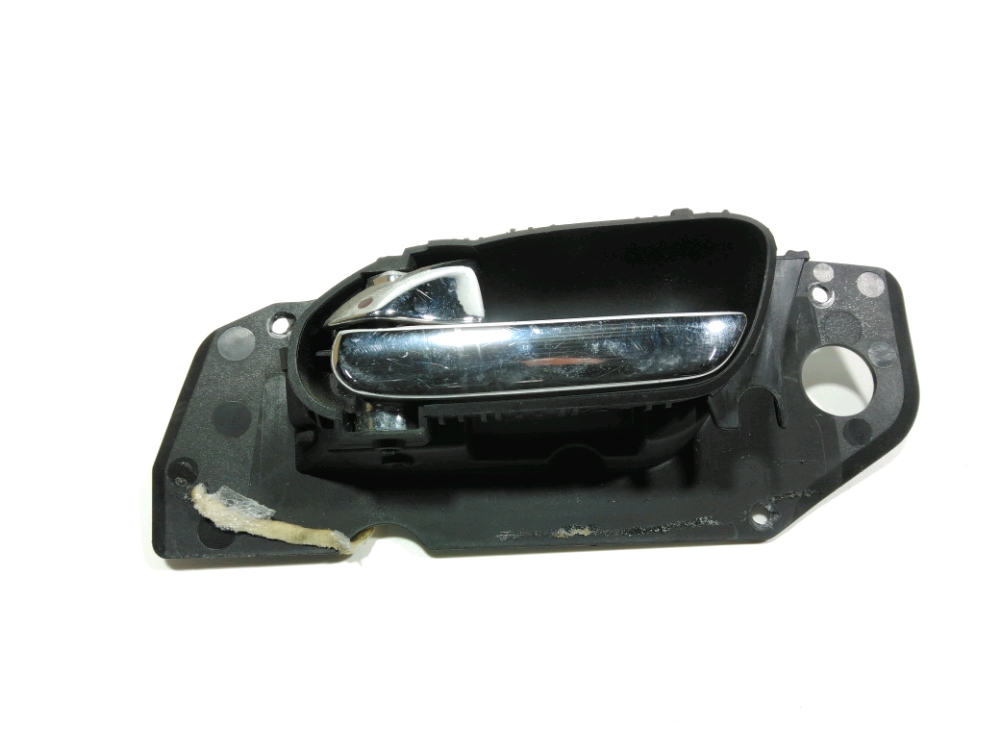 Poignee interieure porte arriere gauche