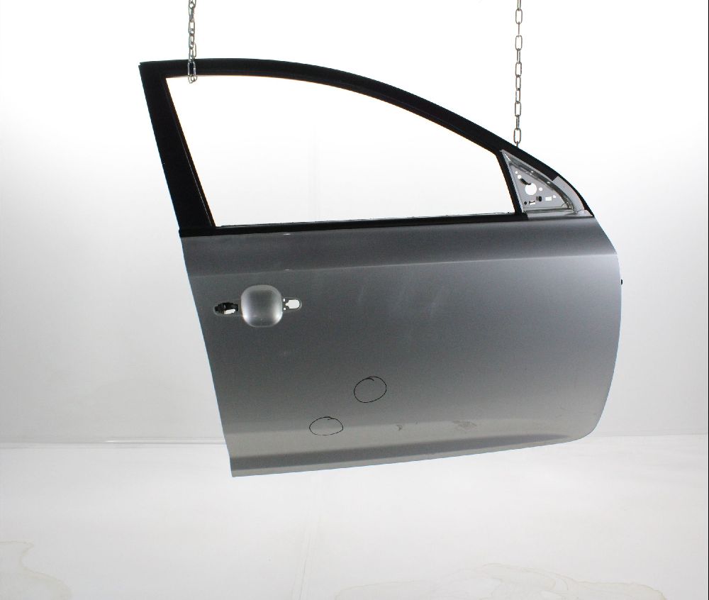 Porte avant droite