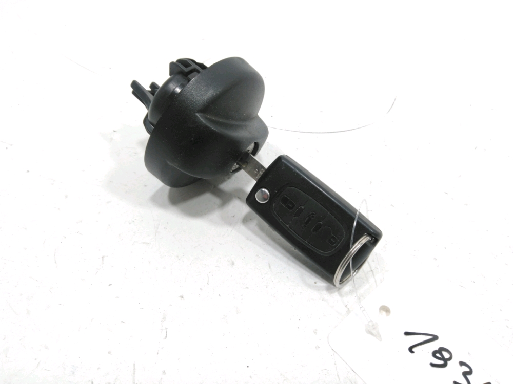 Bouchon de reservoir a carburant