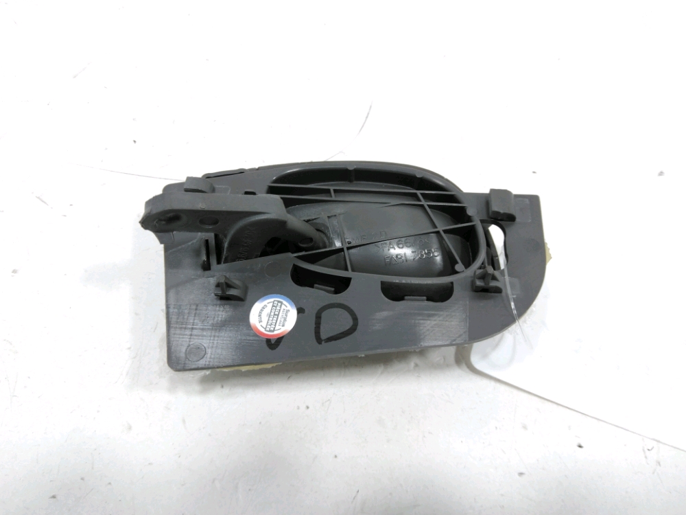 Poignée intérieure porte avant droite