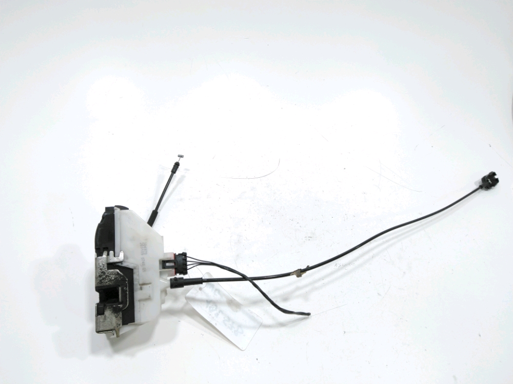 Serrure de porte avant gauche