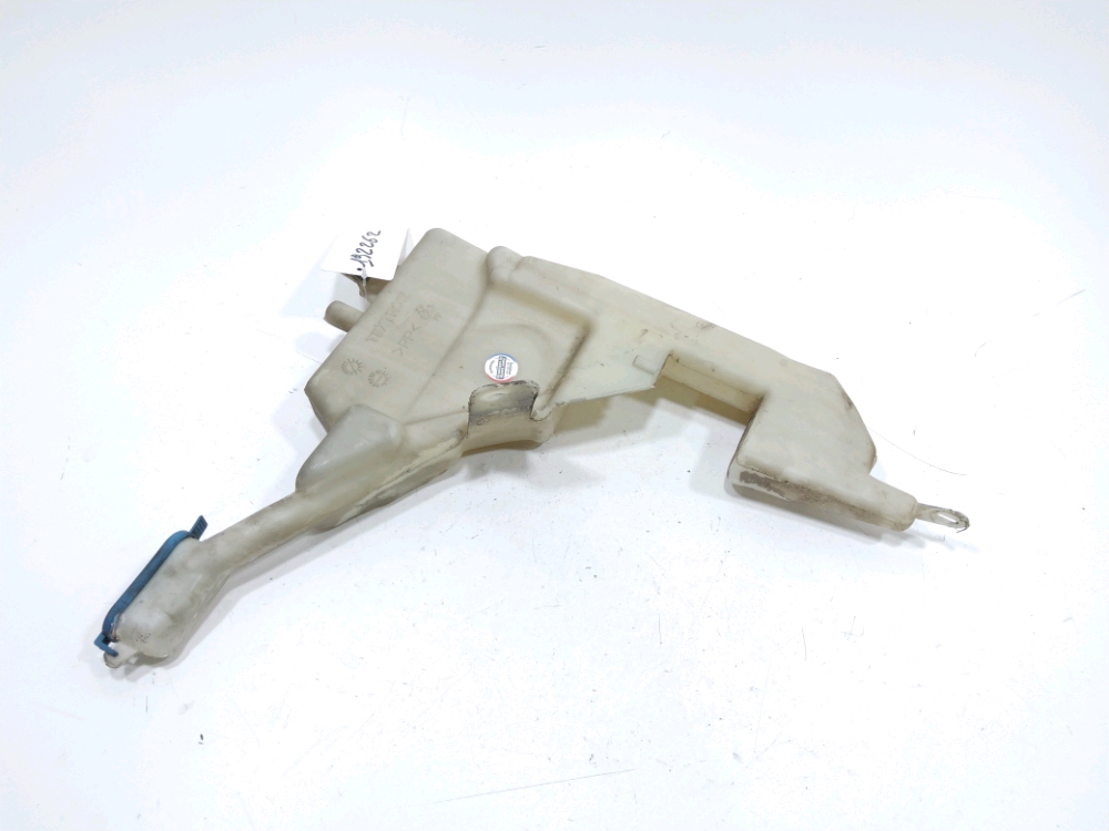 Réservoir de lave glace avant