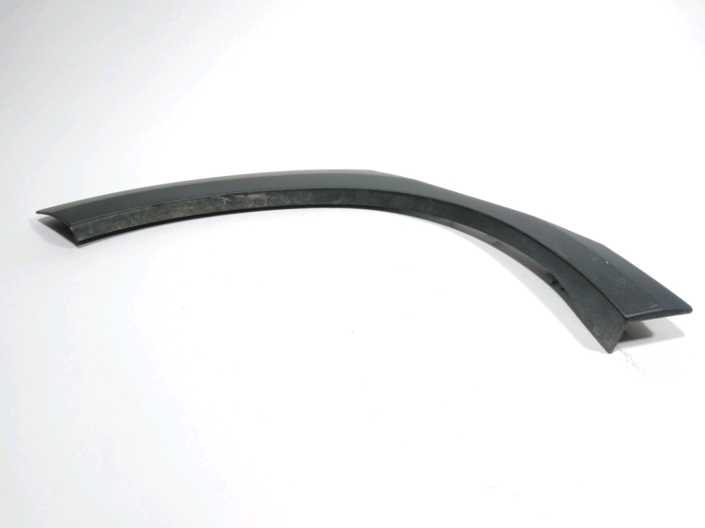 Elargisseur d'aile arrière droit