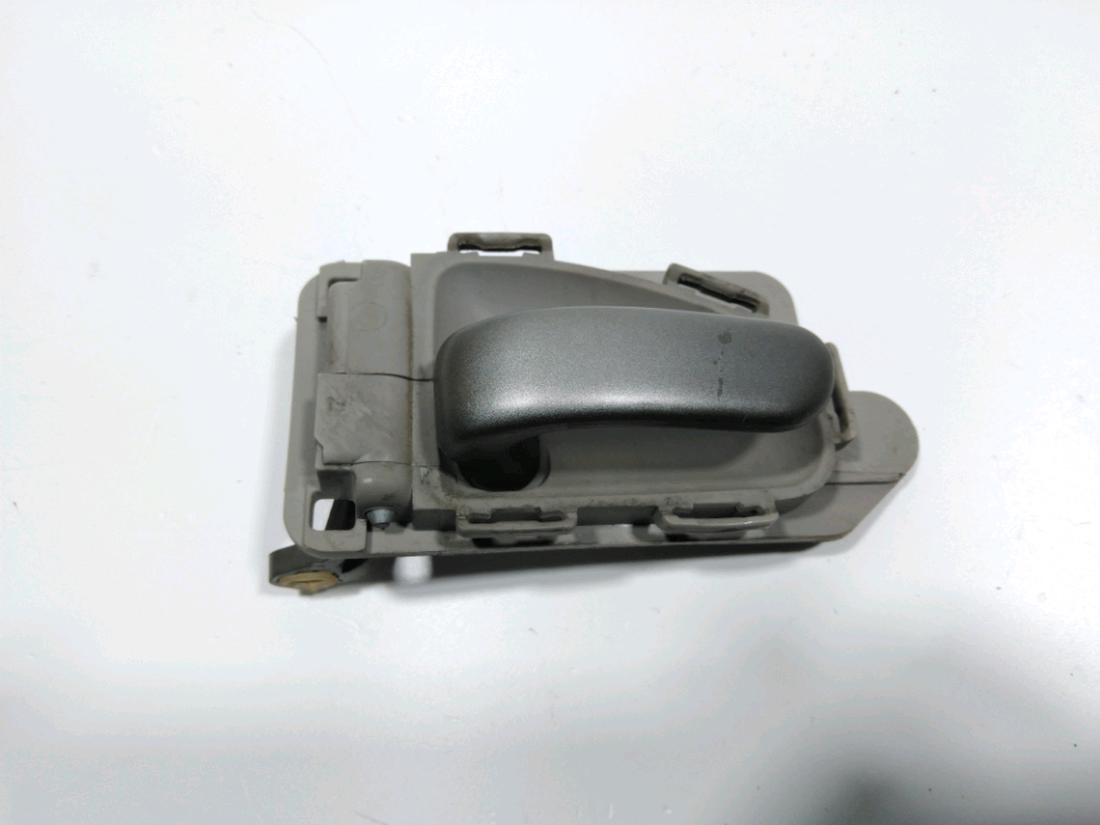 Poignée intérieure porte avant gauche