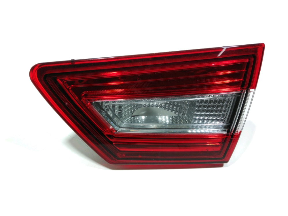 Feu arrière intérieur droit