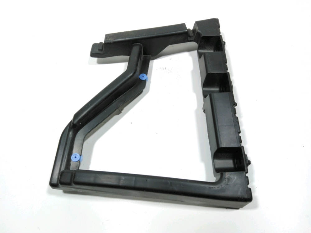 Support gauche de pare-choc arrière