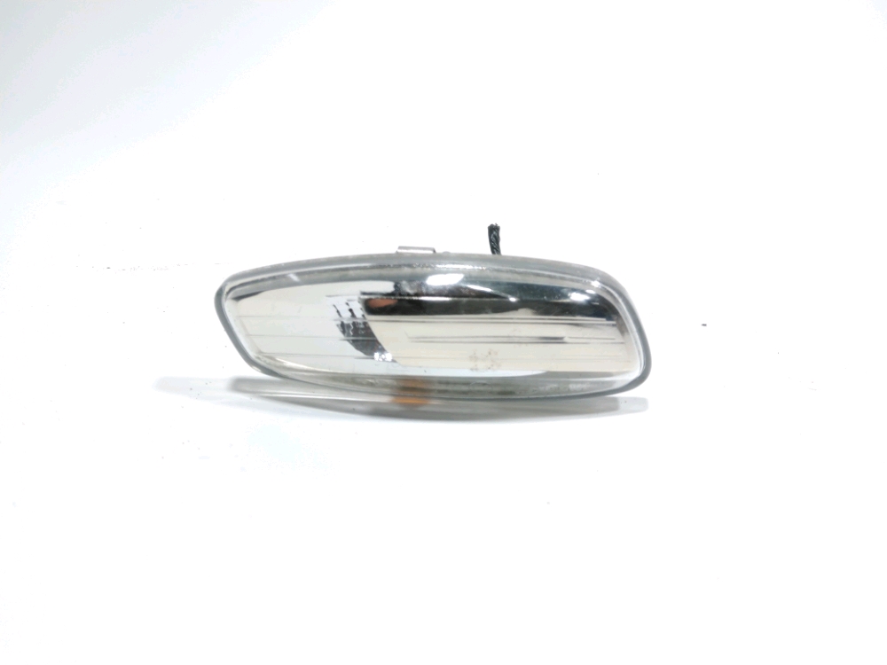 Répétiteur d'aile droit