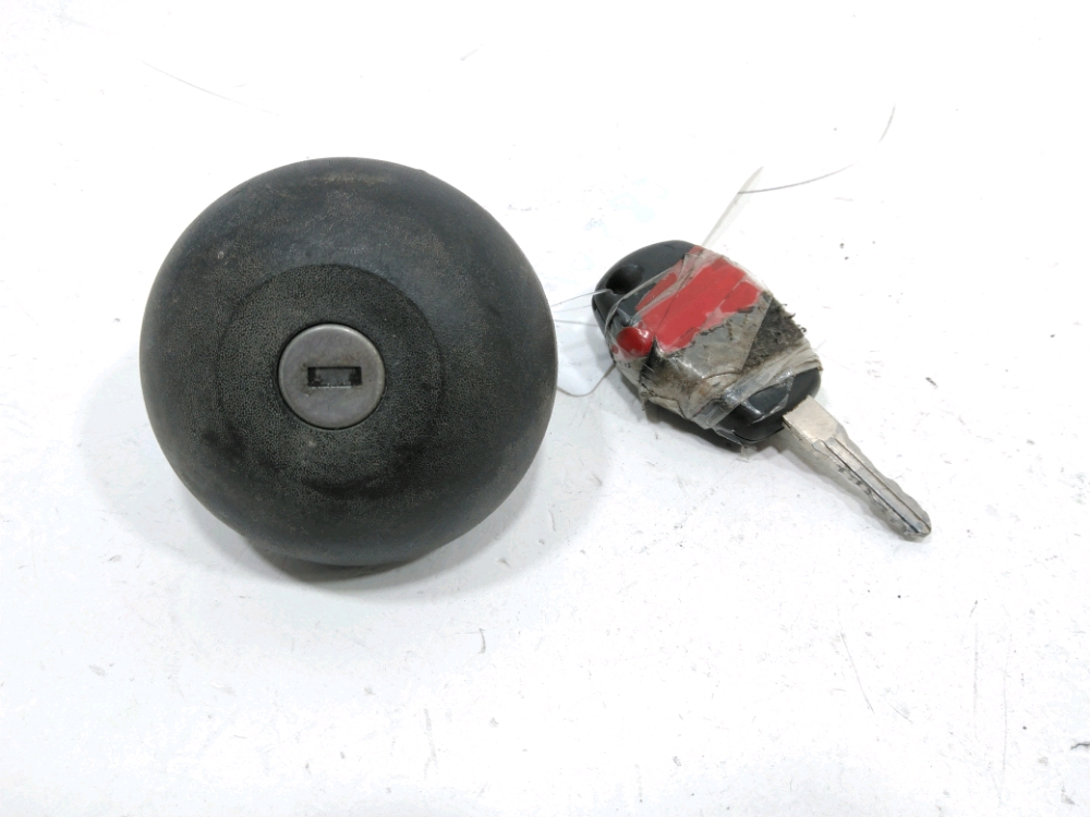 Bouchon de réservoir à carburant