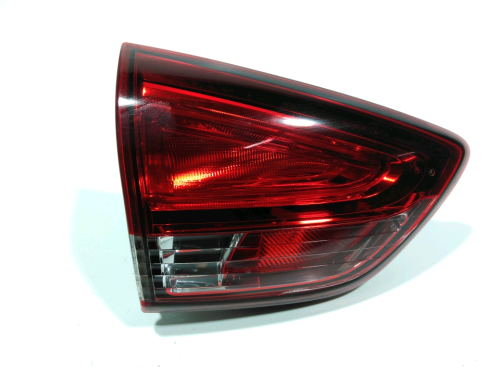 Feu arrière intérieur gauche