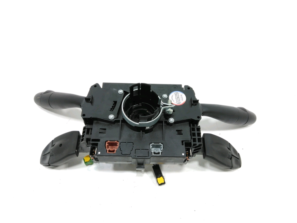 COMMANDE SOUS-VOLANT