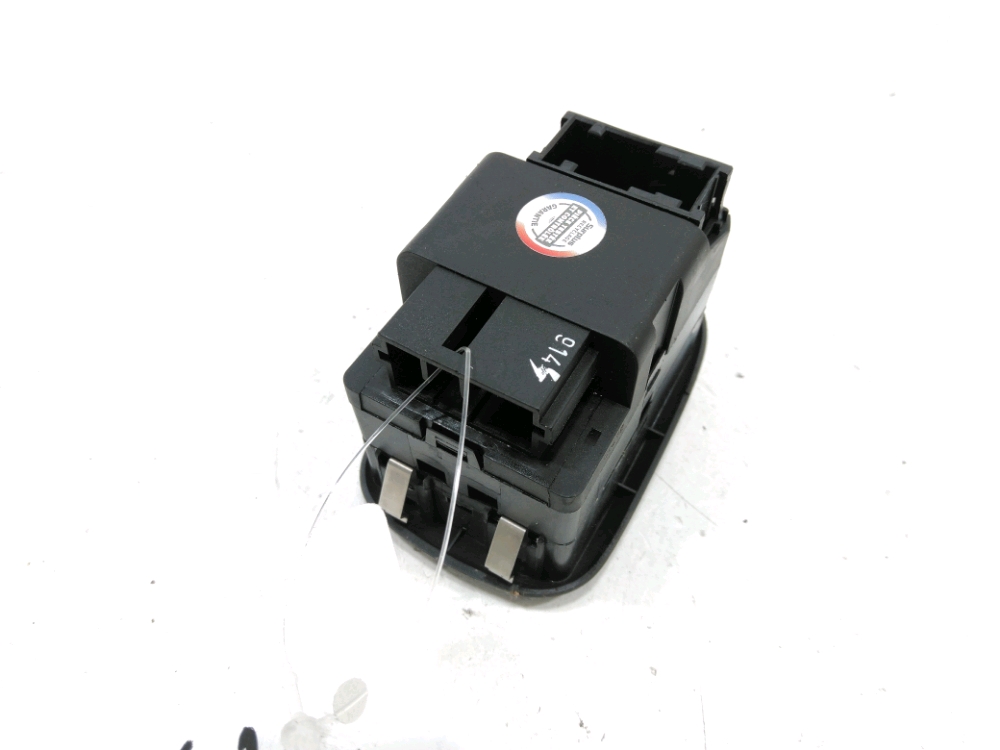 Commande lève-vitre avant gauche