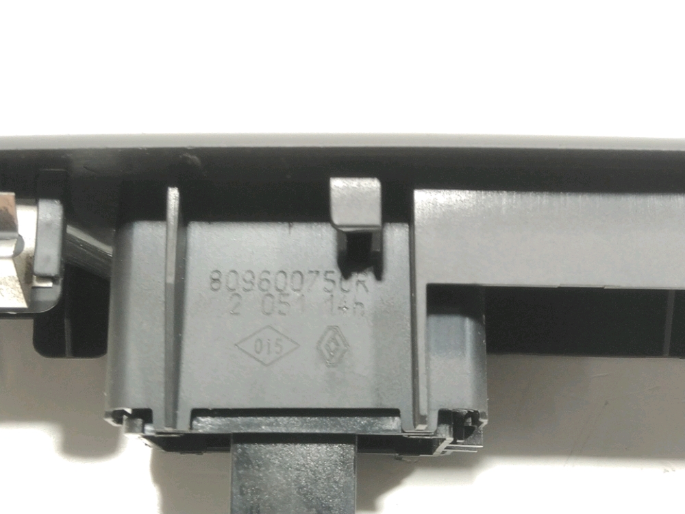 Commande lève-vitre avant droit