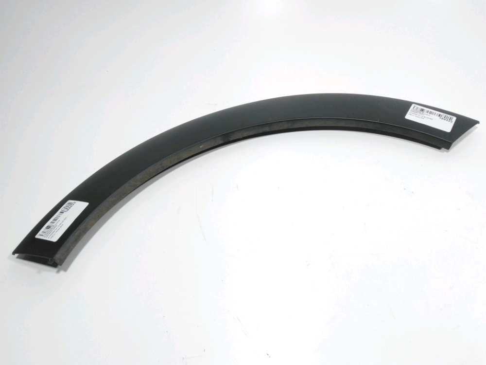 Elargisseur d'aile arrière droit