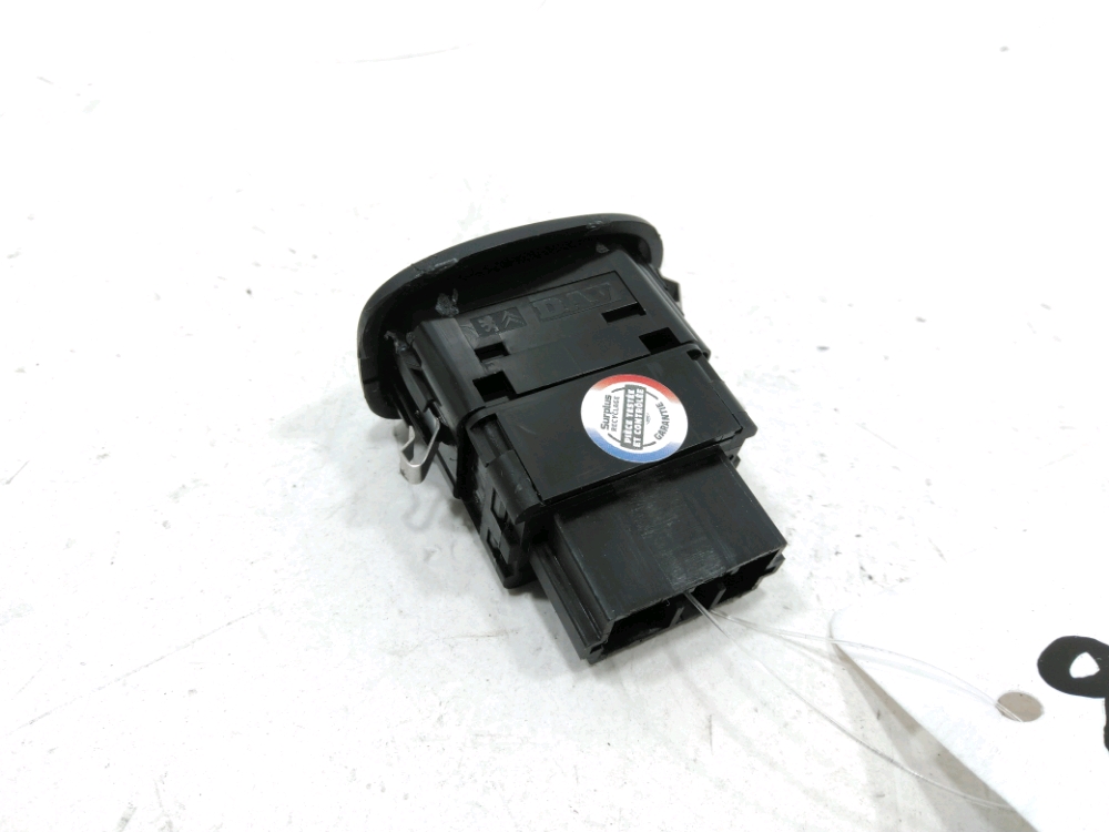 Commande lève-vitre arrière gauche