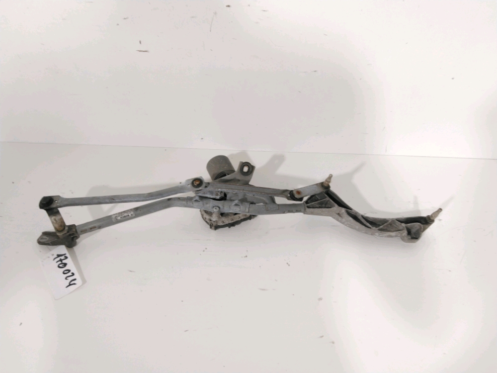 Mecanisme + moteur d'essuie glace avant