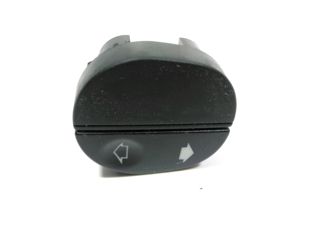 Commande lève-vitre avant droit