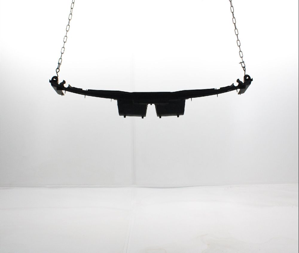 Support central de pare-choc arrière